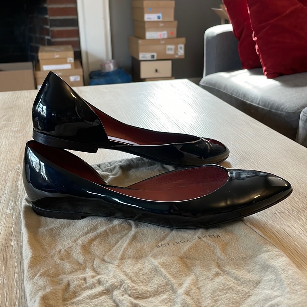Bottega Veneta Black Patent D’Orsay Flats - 38.5 - Picture 2 of 8